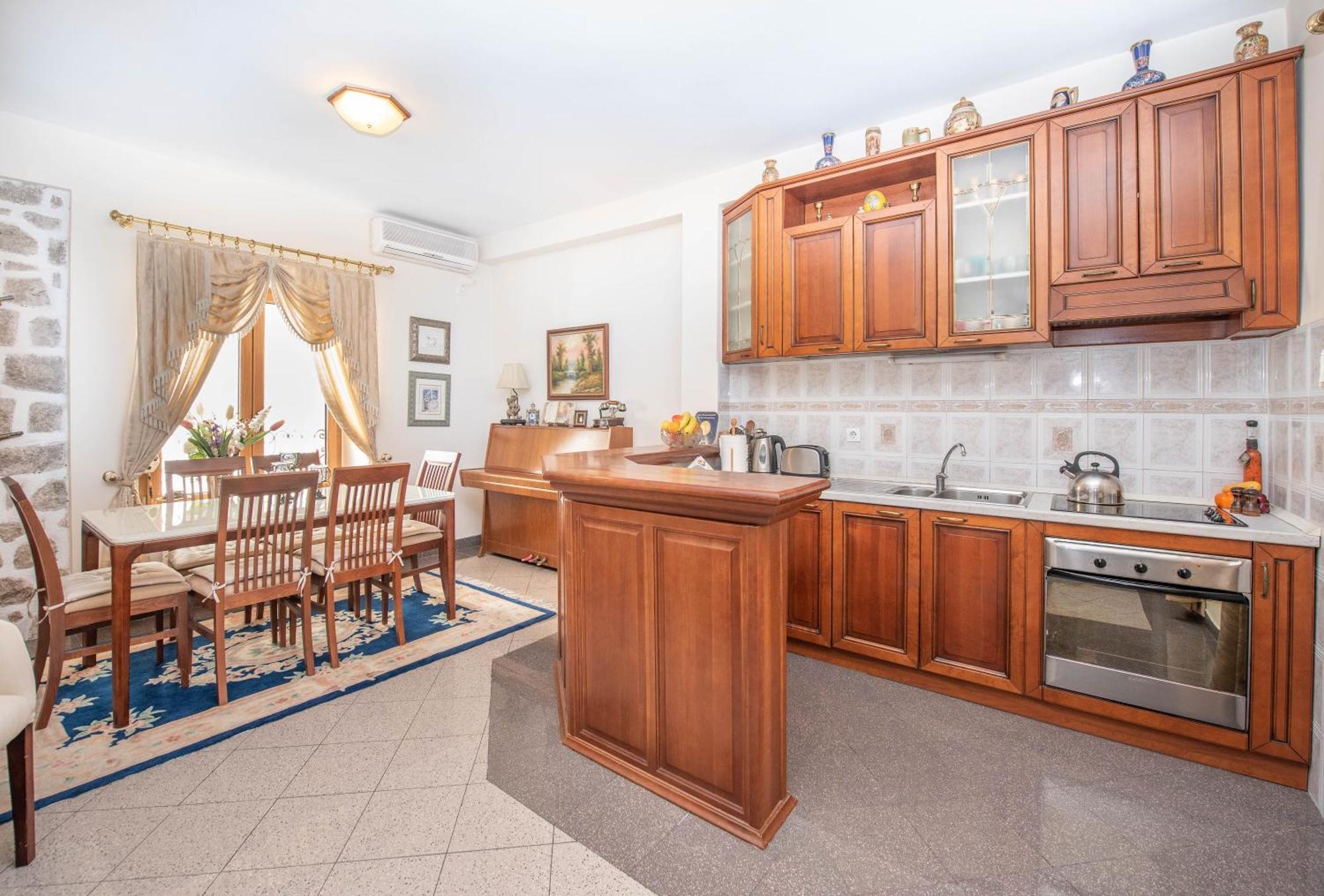 S&P City Center Apartments Kotor Kültér fotó